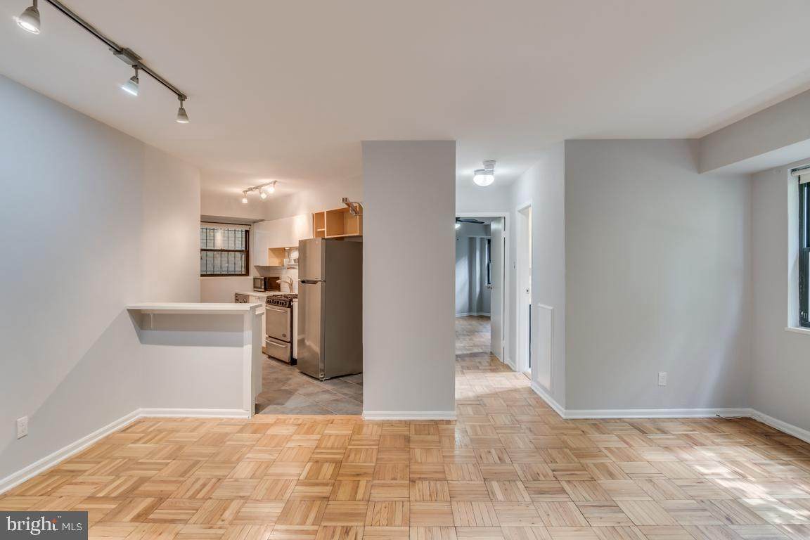 1801 Clydesdale Place - Photo 1