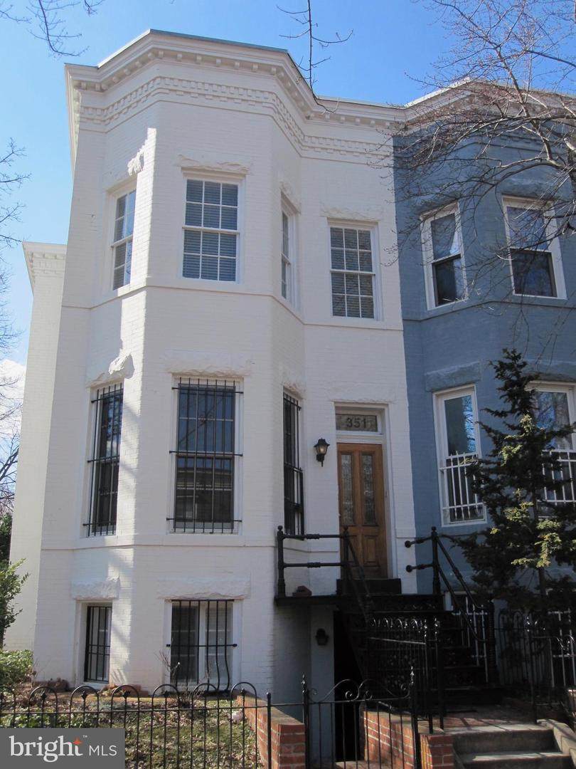 351 10TH Street - Photo 1