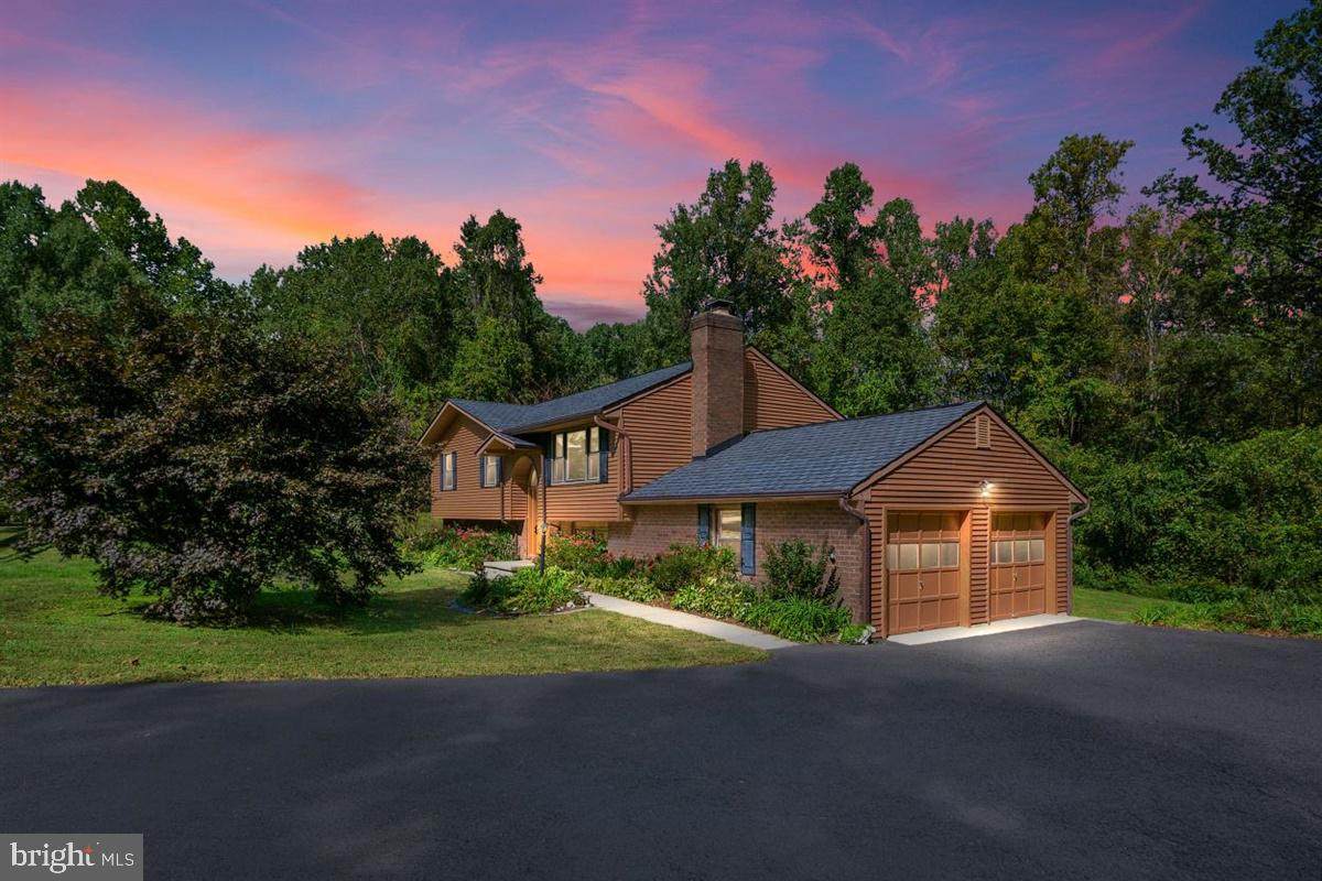 5215 Grenock Drive - Photo 1