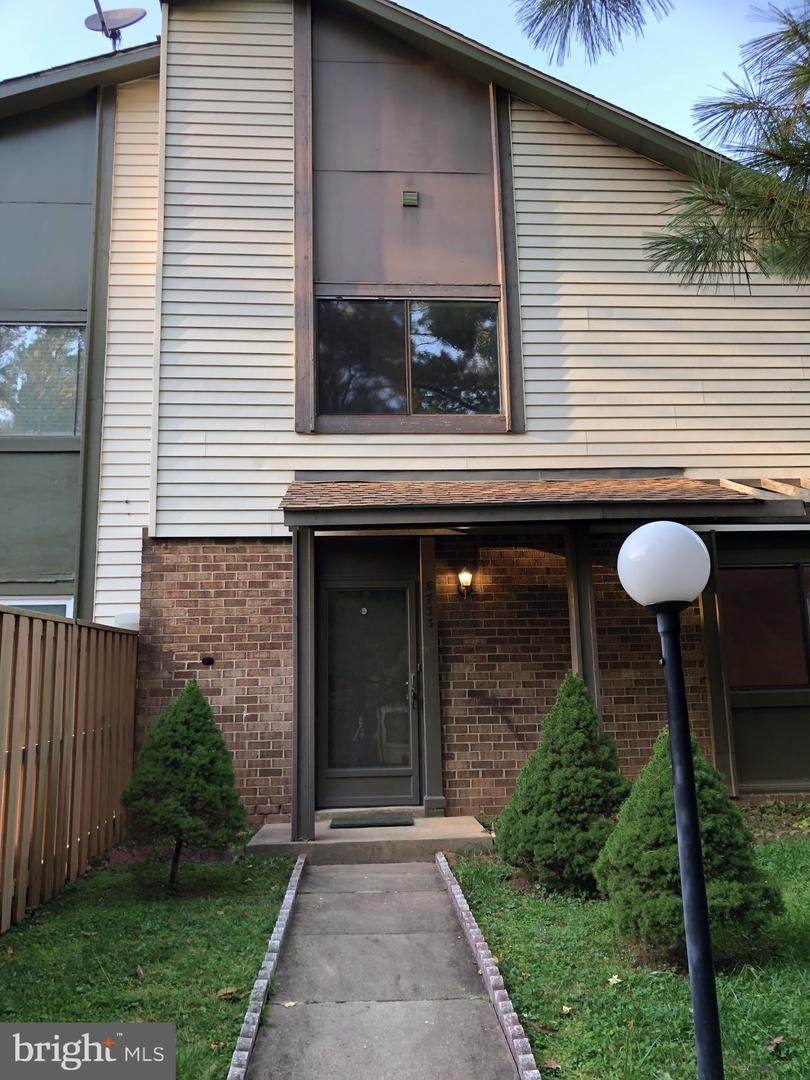 5733 Nordeen Oak Court - Photo 1