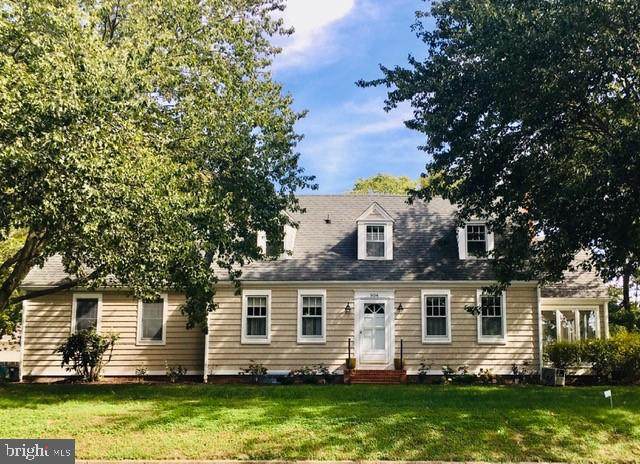 904 Washington Street - Photo 1