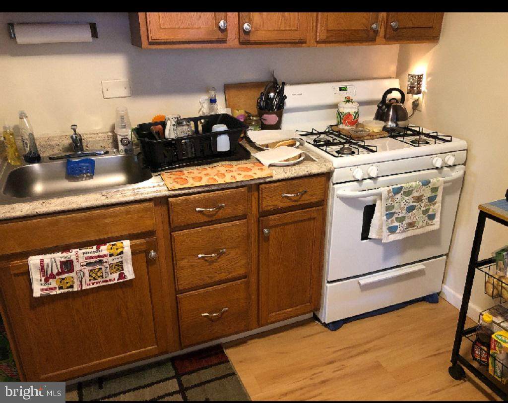504 Oak Lane - Photo 1