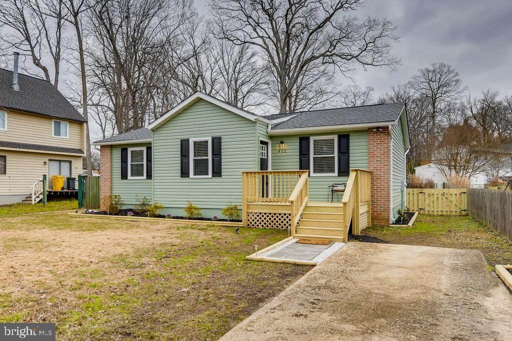402 Bayview Drive - Photo 1
