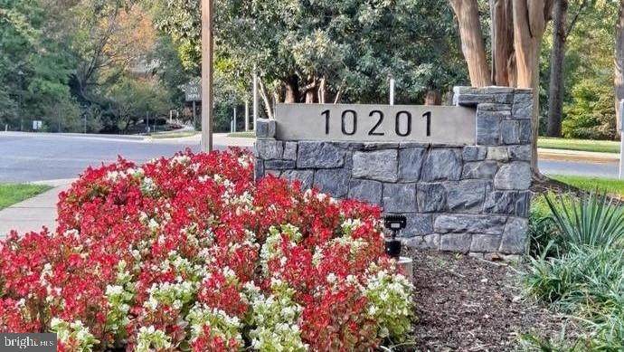 10201 Grosvenor Place - Photo 1