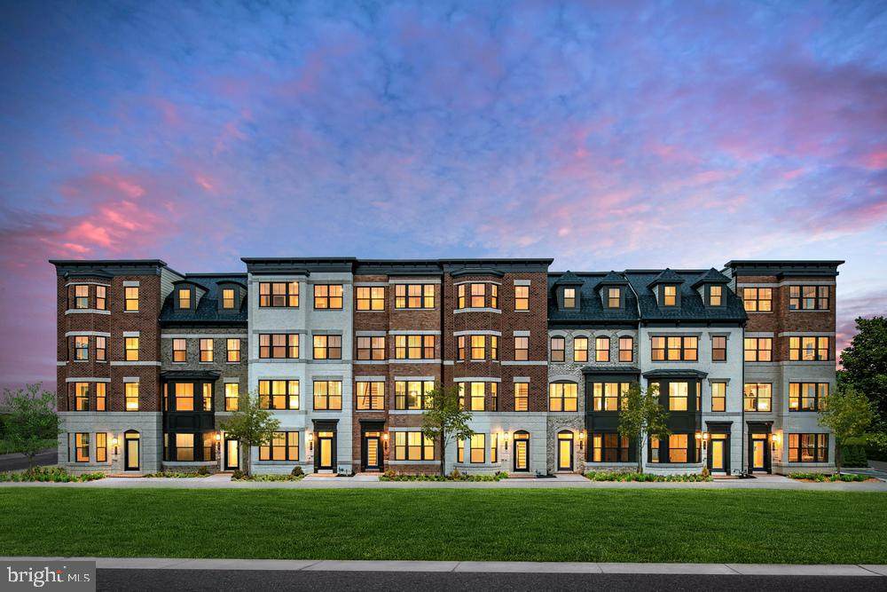 116 Market Square - Photo 1