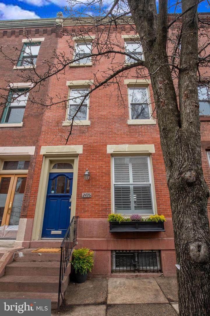 2435 Brown Street - Photo 1