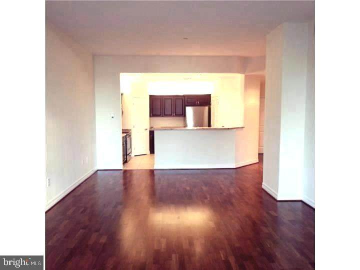 1600-18 Arch Street - Photo 1