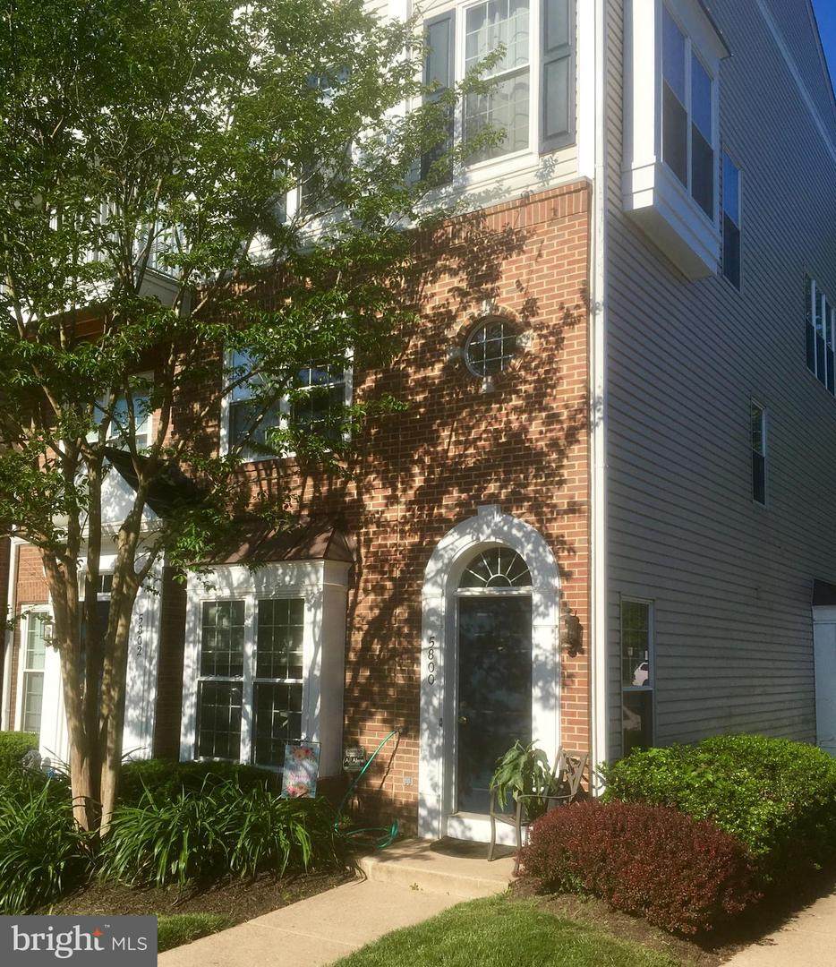 5800 Katelyn Mary Place - Photo 1