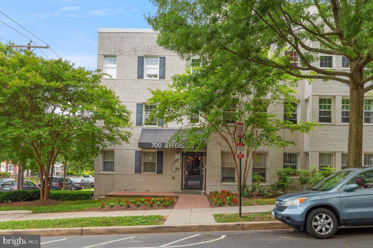 700 Jefferson Street - Photo 1