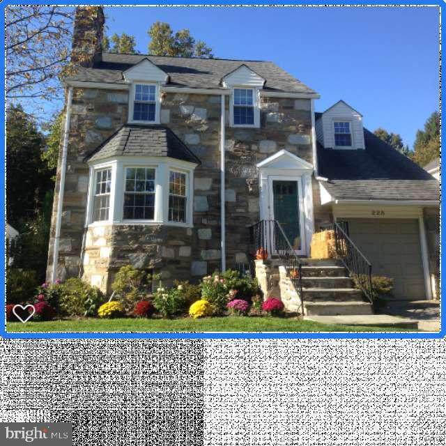 228 Berkeley Road - Photo 1
