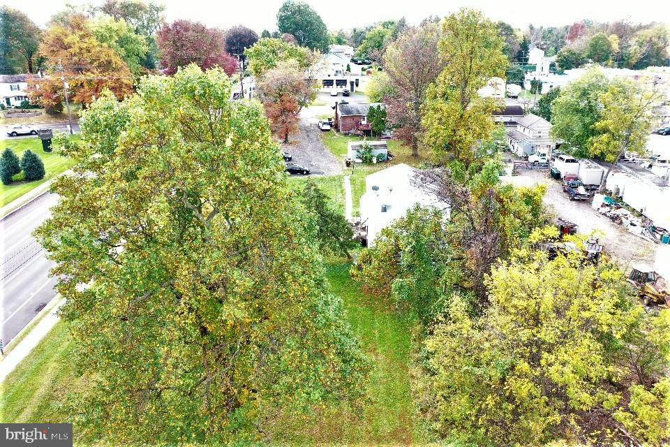104 Horsham Road - Photo 1