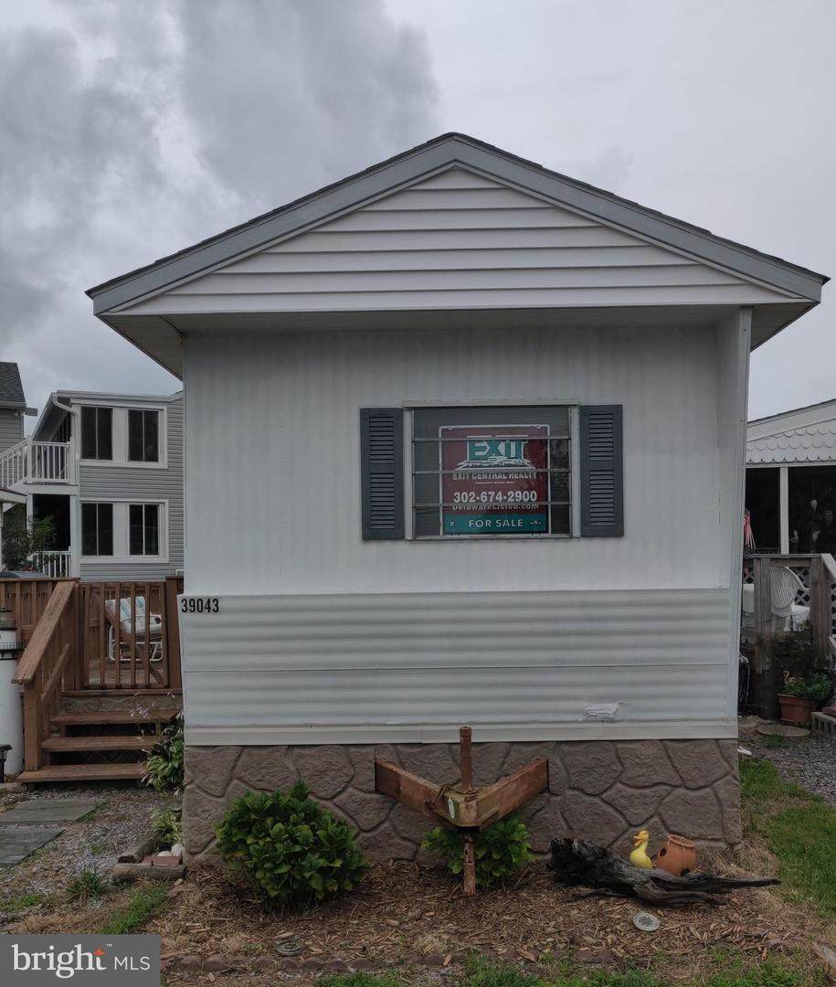 39043 Spicer Lane - Photo 1