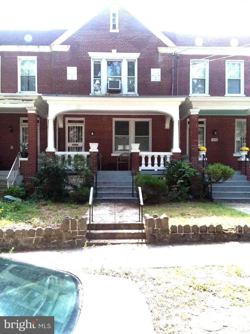 508 Nicholson Street - Photo 1