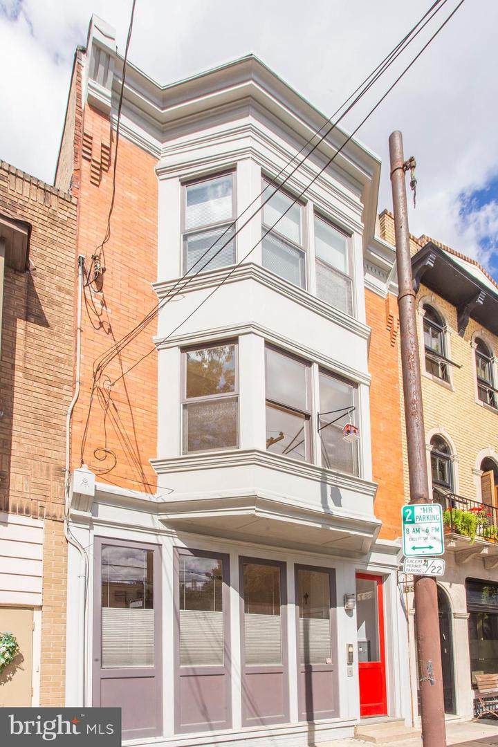 637 Bainbridge Street - Photo 1