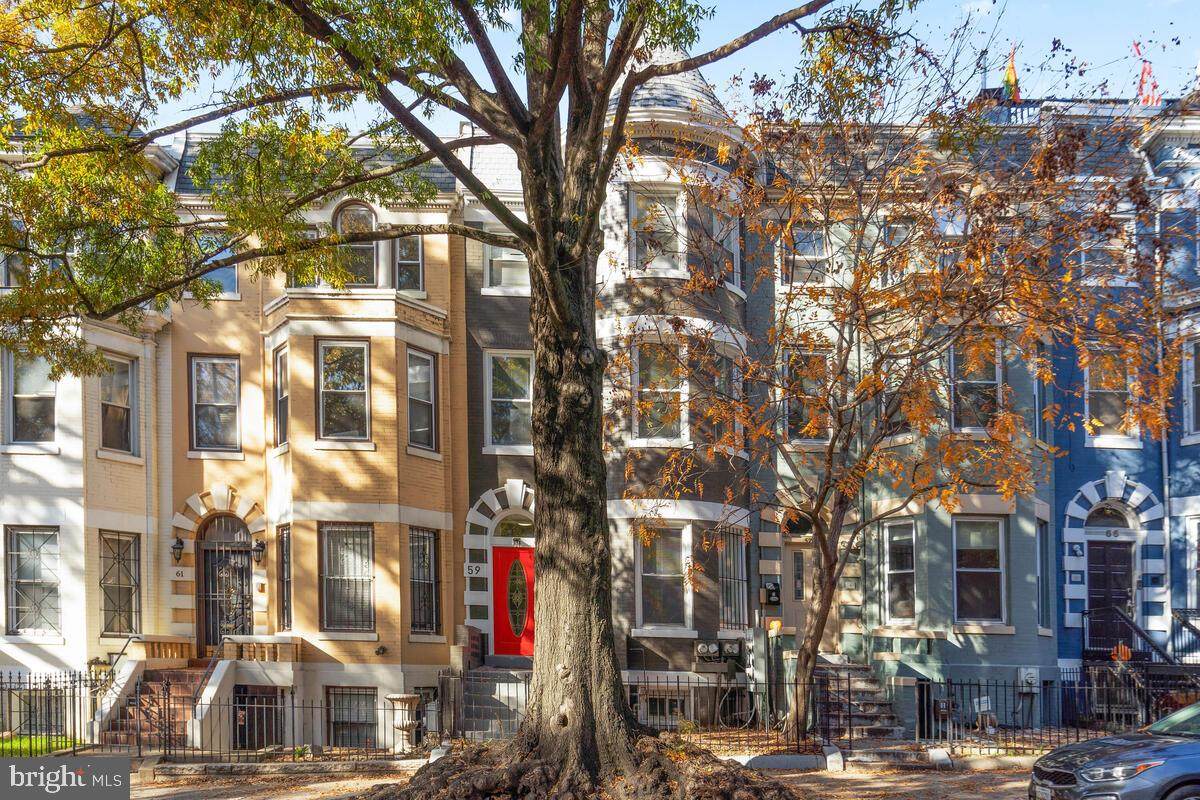59 Rhode Island Avenue - Photo 1