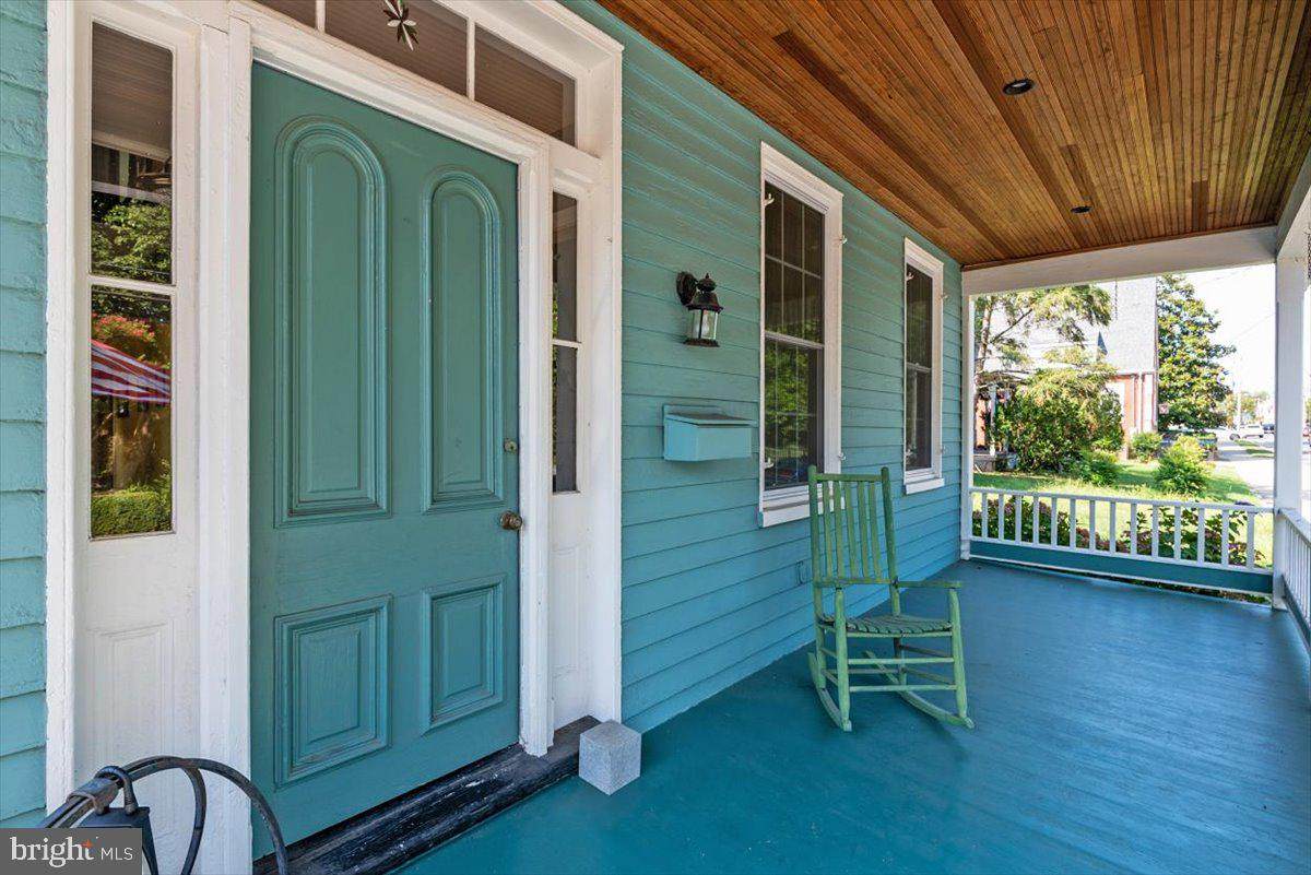 212 Commerce Street - Photo 1