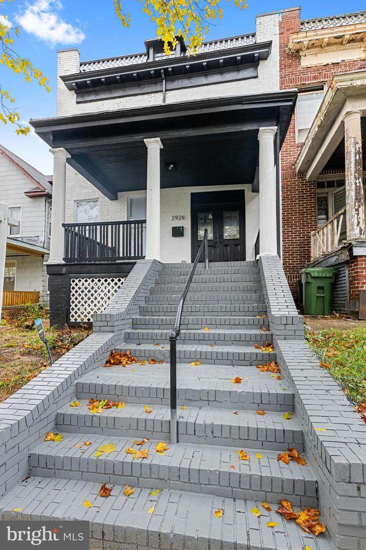 3926 Norfolk Avenue - Photo 1