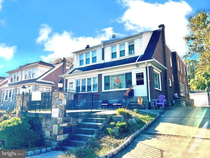 420 Hartel Avenue - Photo 1