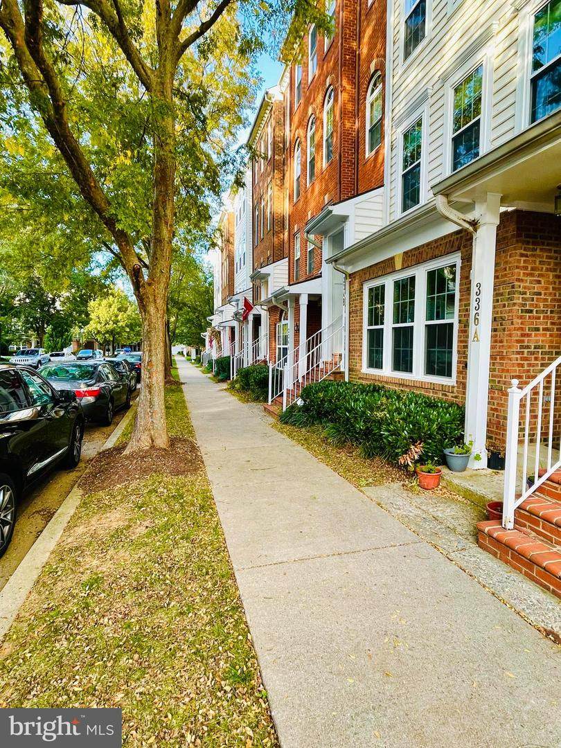 336 Cross Green Street - Photo 1