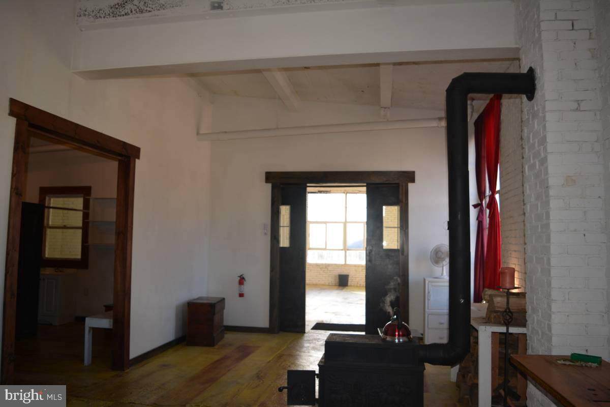 34 Ferguson Street - Photo 1