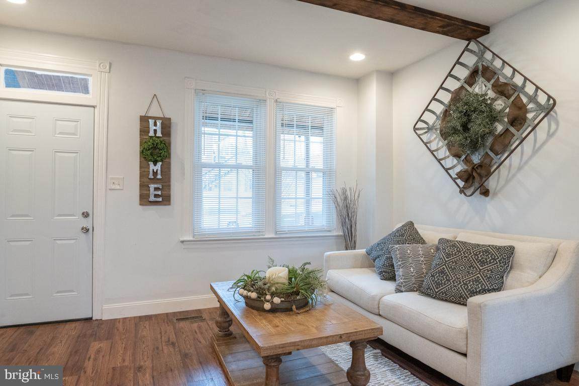 355 Ross Street - Photo 1