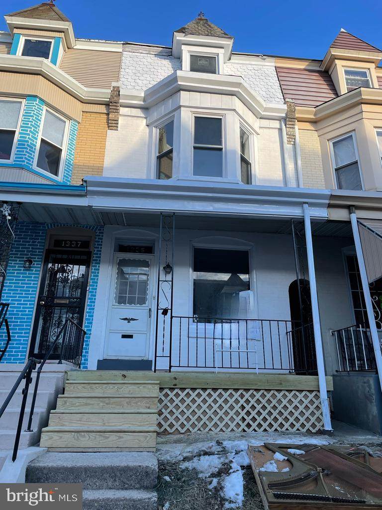 1335 Locust Street - Photo 1
