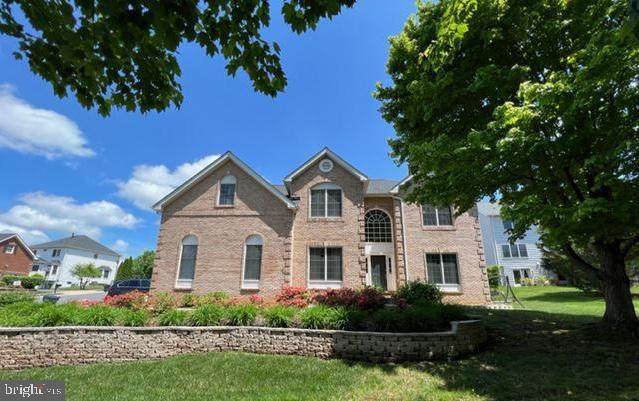 3755 Penderwood Drive - Photo 1