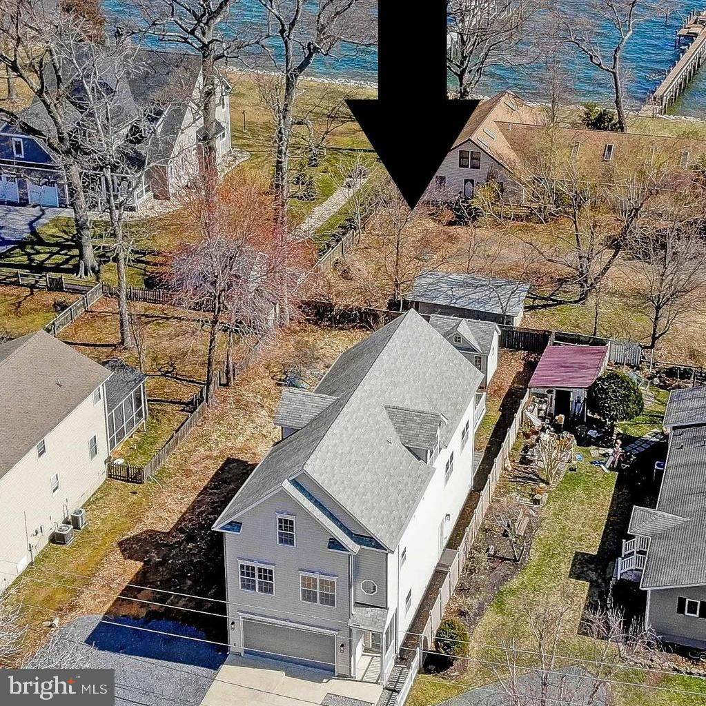 1070 Walnut Avenue - Photo 1
