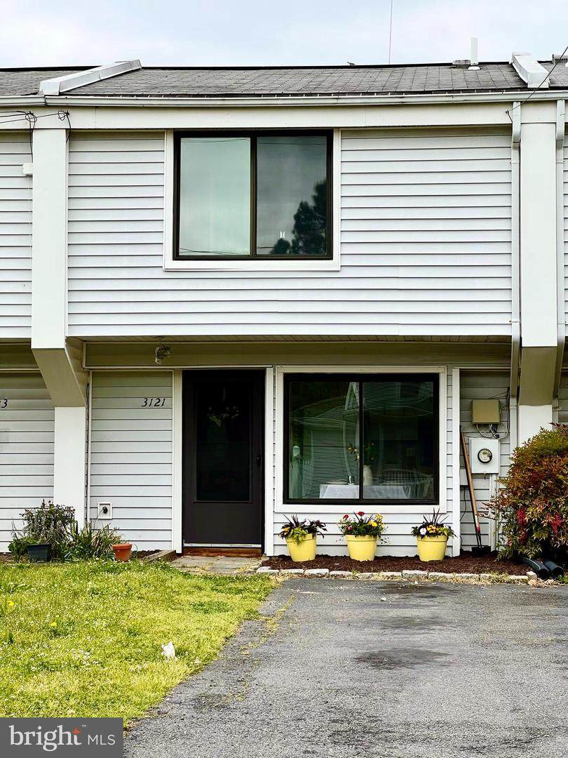 3121 17TH Street - Photo 1