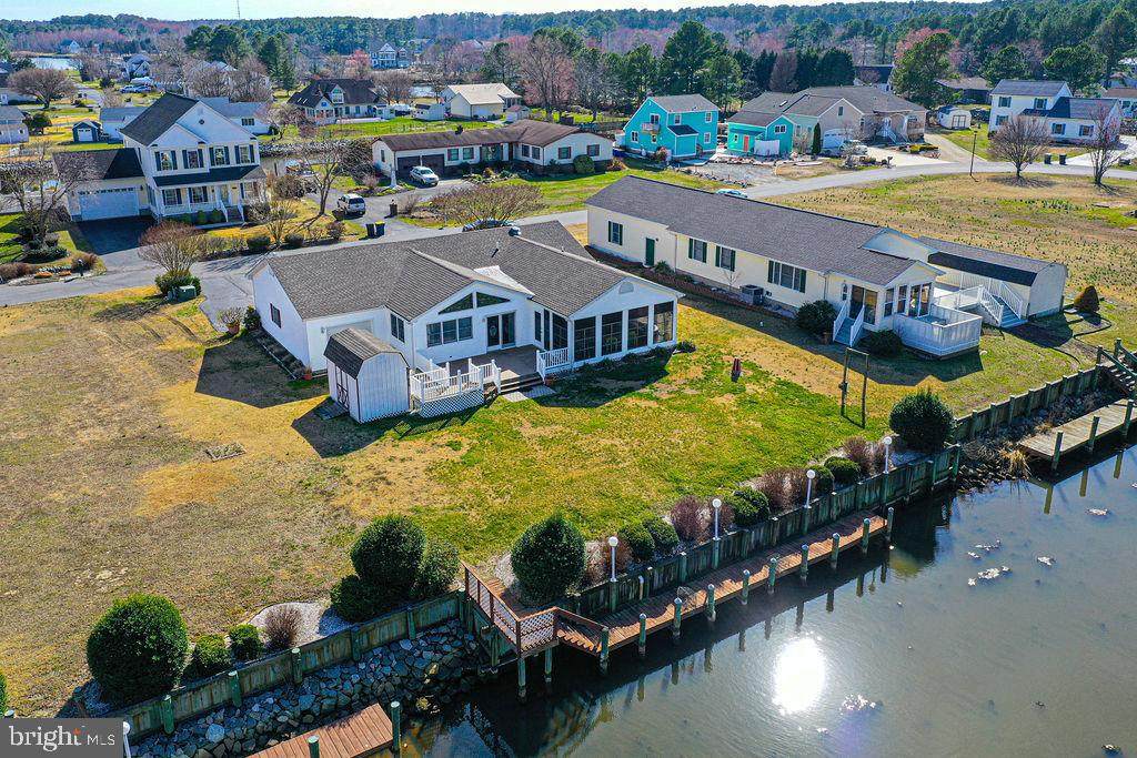 38999 Bayview W - Photo 1