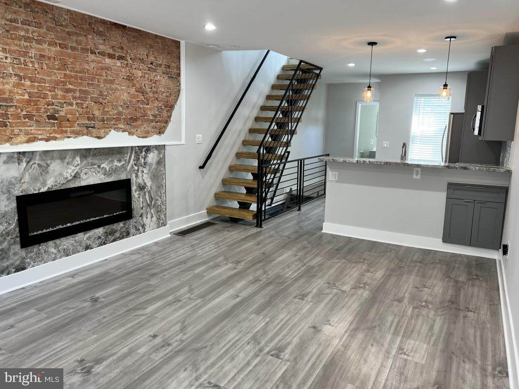 1415 Newkirk Street - Photo 1