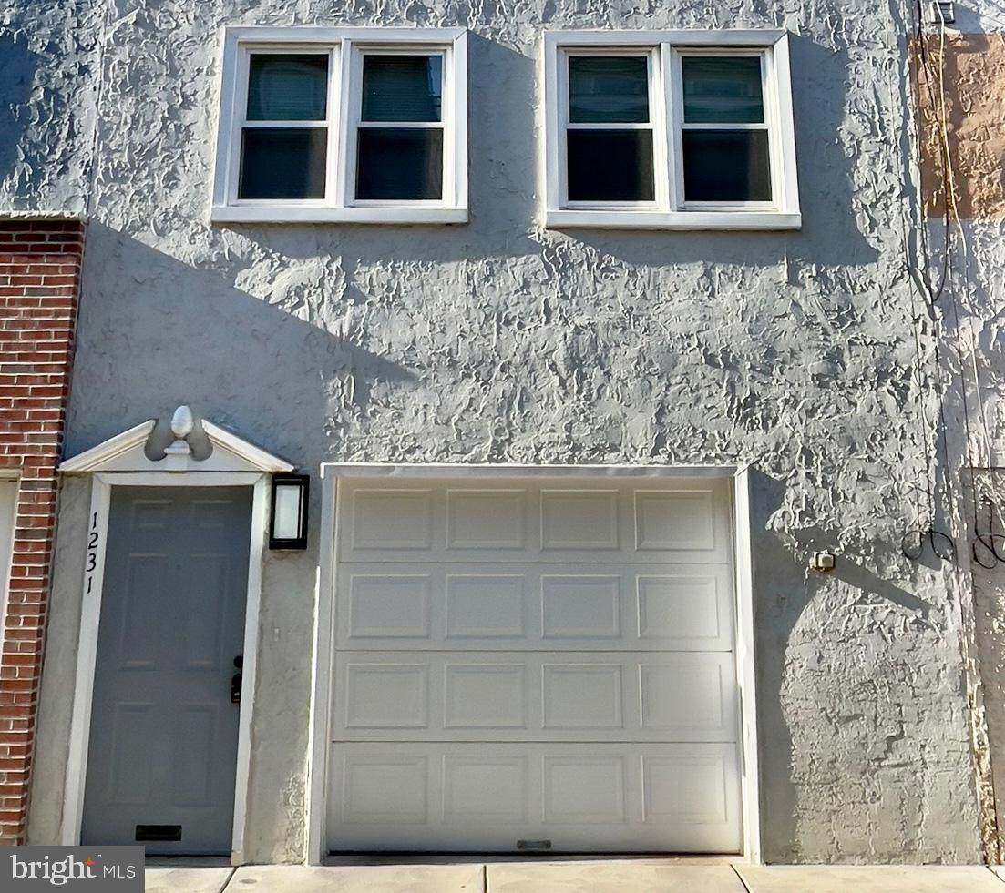 1231 Kater Street - Photo 1