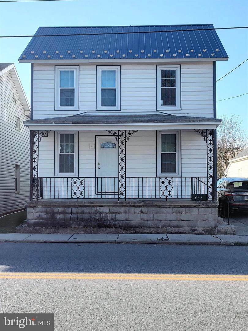 632 Frederick Street - Photo 1