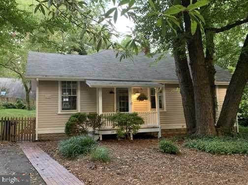 2330 Edgewood Street - Photo 1