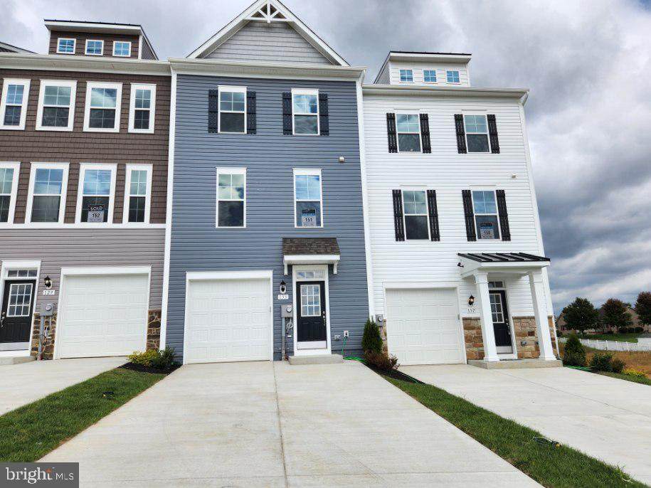 133 Mossdale Boulevard - Photo 1