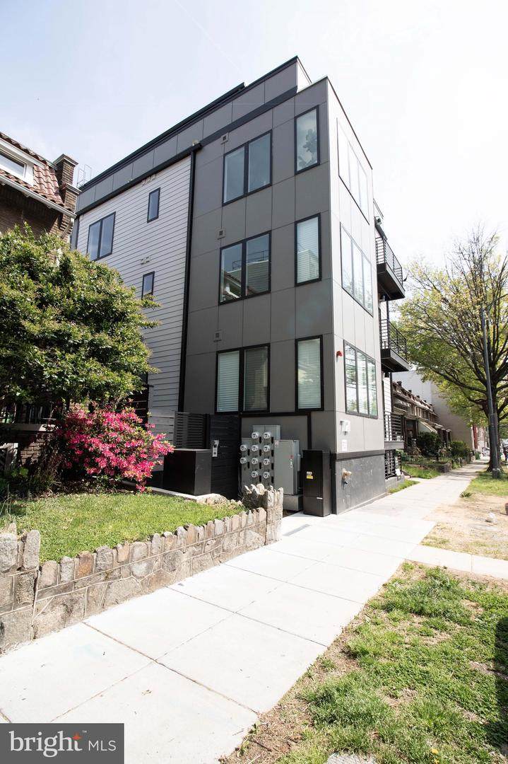 7121 Georgia Avenue - Photo 1