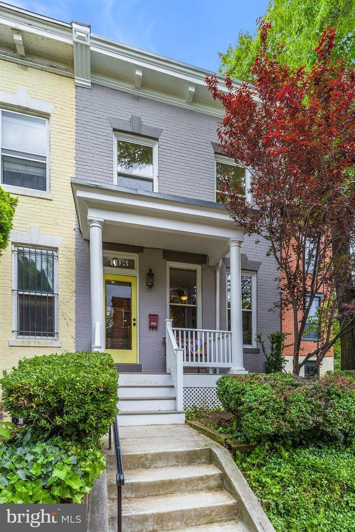 403 11TH Street - Photo 1