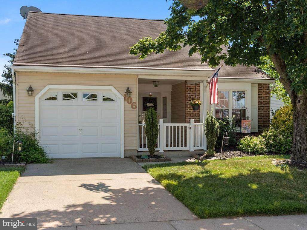 106 Bastian Drive - Photo 1