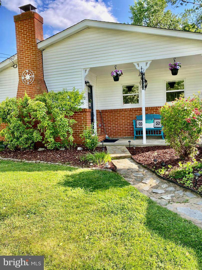 3075 Wooster Drive - Photo 1