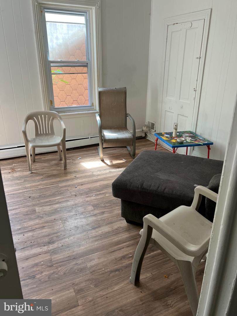 24 Sanford Street - Photo 1