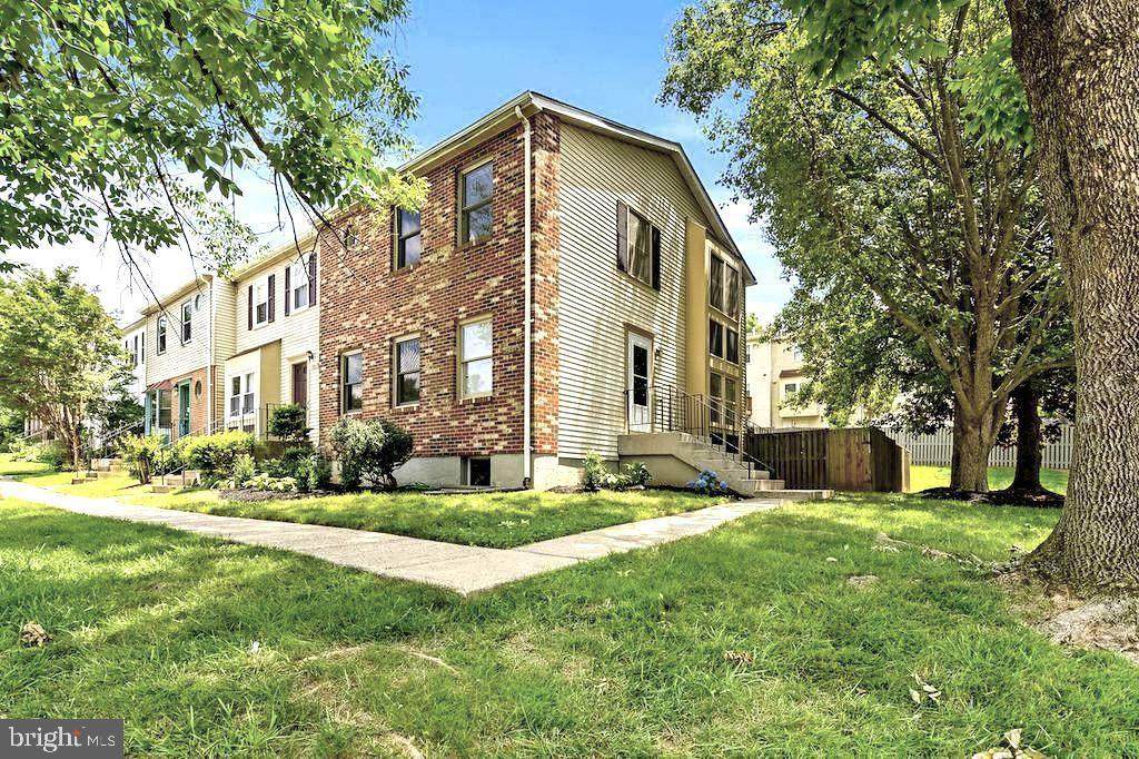 3001 Hickory Grove Court - Photo 1