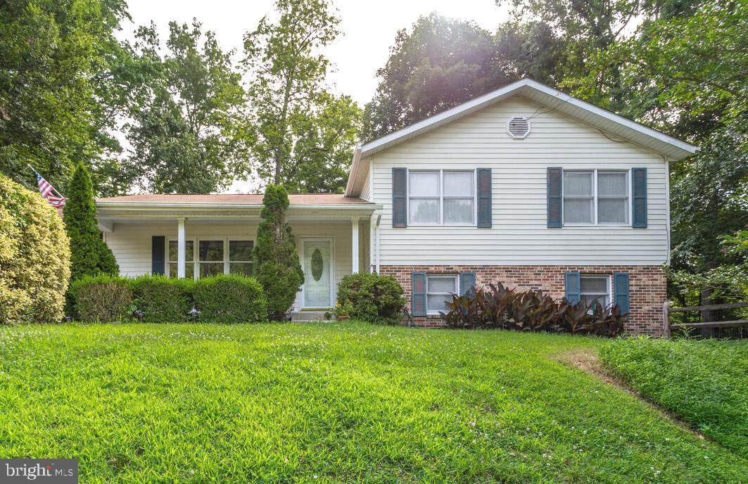 2806 Glasgow Way - Photo 1