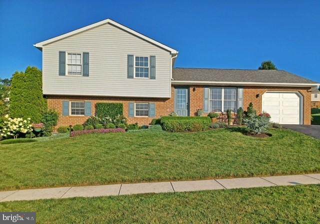 34 Amanda Drive - Photo 1