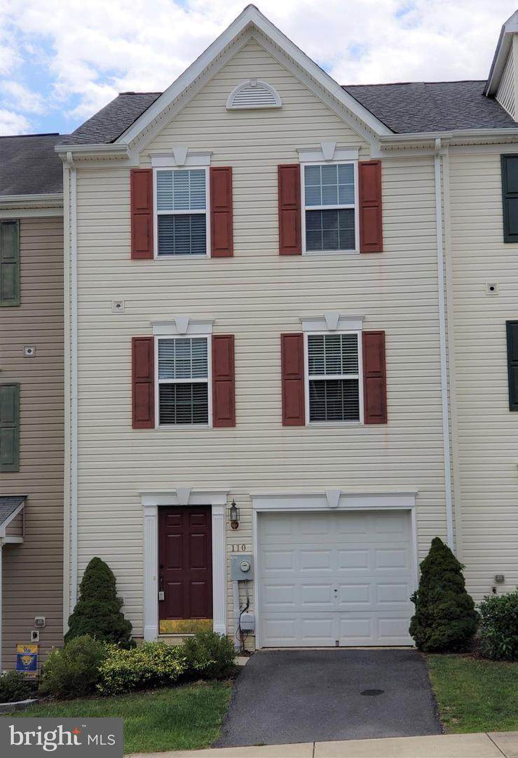 110 Monticello Square - Photo 1
