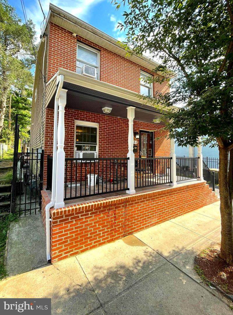 531 North Street - Photo 1