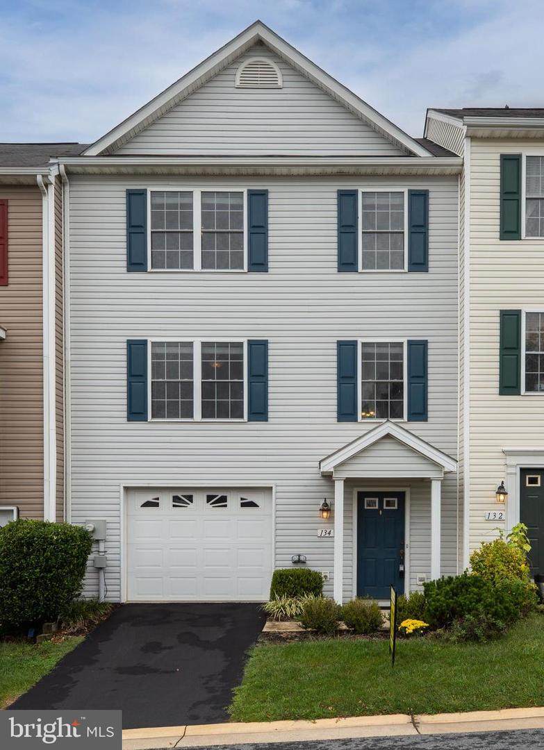 134 Windstone - Photo 1