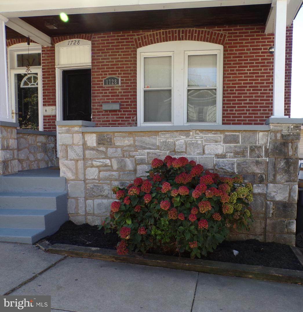 1728 Sixth Street - Photo 1