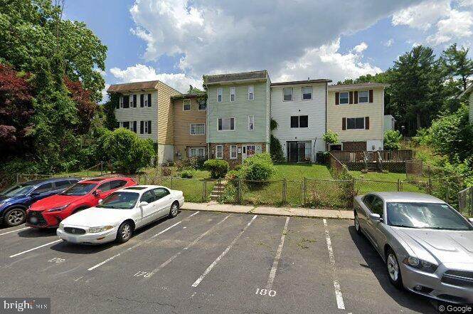 162 Daimler Drive - Photo 1