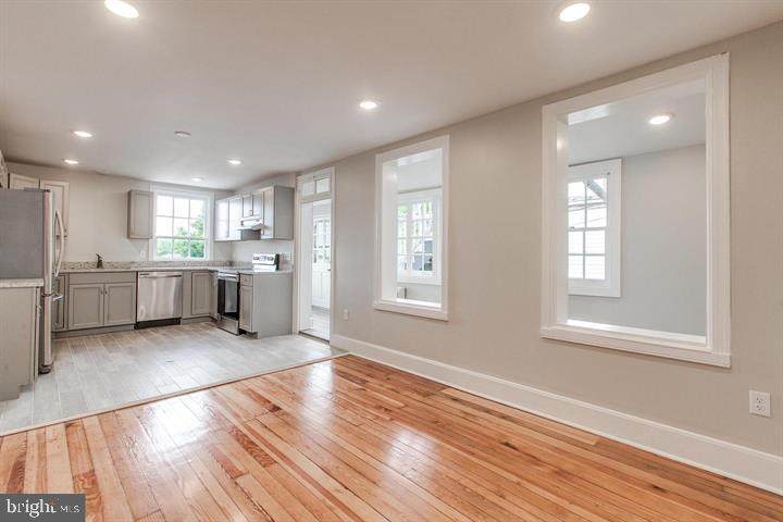 401 Market Street Unit #3 - Photo 1