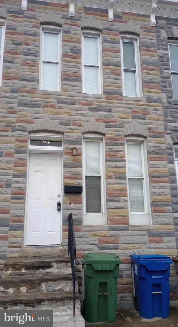 1606 Riggs Avenue - Photo 1